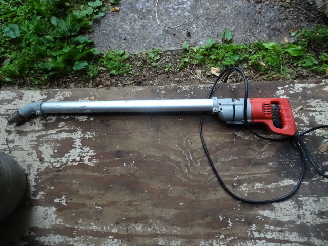 lot 12 image: Milwaukee 12 drill. Long tom #1250...