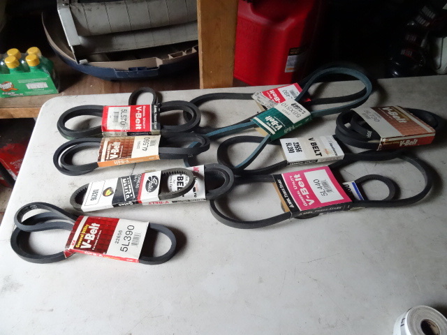 lot 14 image: Qty 12 V belts. All new. Various si...