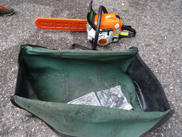 lot 22 image: Stihl MS211C chain saw. With guard ...
