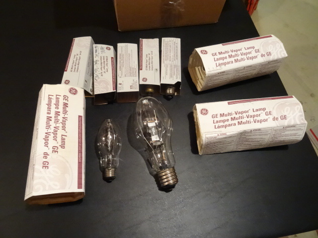 lot 42 image: Qty 8 multi vapor lamps. Various wa...