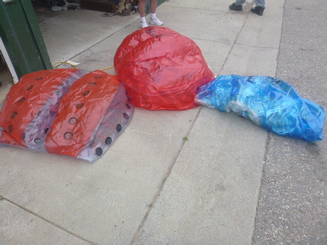 lot 32 image: 2 X-Treme Balls and I Knockerball
