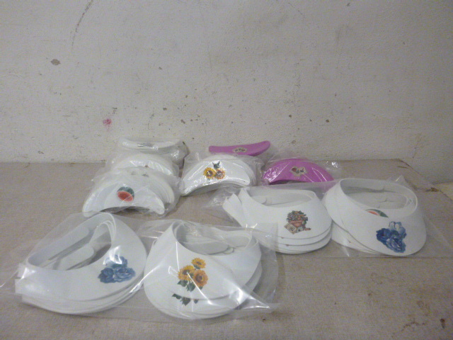 lot 55 image: Lot of Visors