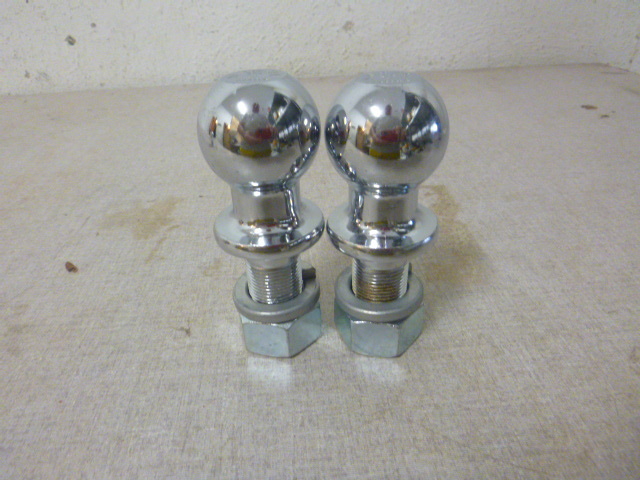 lot 68 image: Two 1 78 Balls