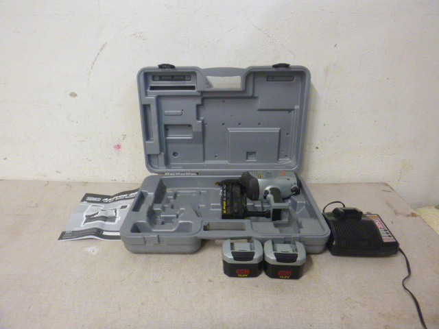 lot 118 image: Senco Air Free 25 18 Gauge Brad Nailer