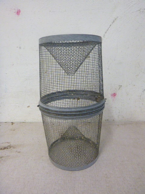 lot 160 image: Minnow Trap