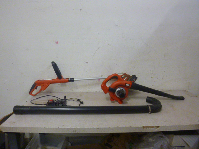 lot 168 image: Black & Decker Weed Whip