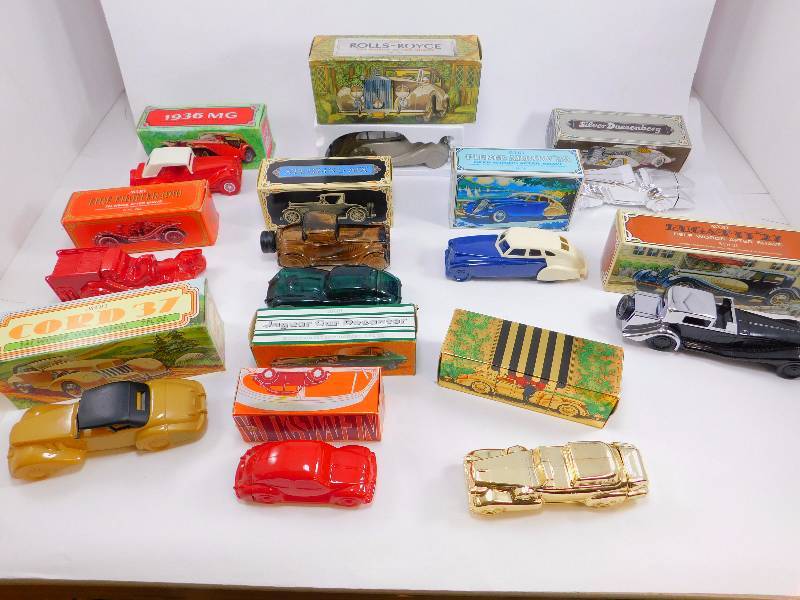 Lot of Vintage Avon Cologne and Perfume Bottls