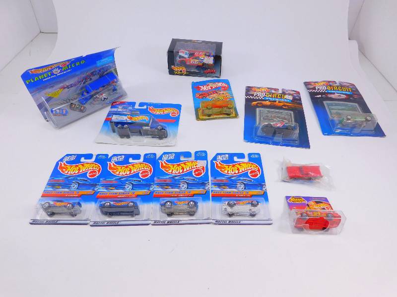 Lot Of Hot Wheel Cars