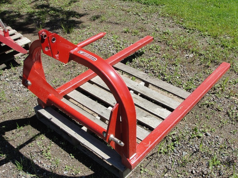 WORK SAVER  3-POINT BALE MOVER
