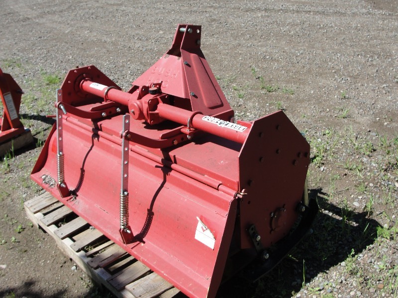UNUSED 5 FT. BUSH HOG 3-POINT ROTARY TILLER