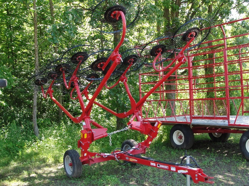 3500 BUSH HOG EWR 12 WHEEL V-RAKE