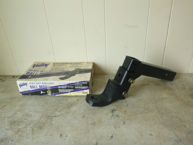 lot 10 image: Valley Heavy Duty Adjustable Ball Mount