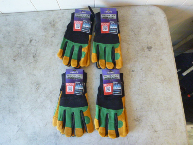 lot 121 image: 4 Pair of AMG Work Gloves