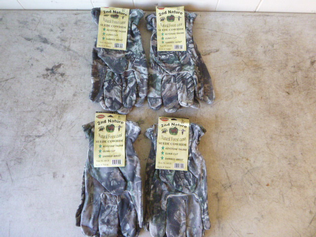 lot 123 image: 4 Pair of Cordova 2nd Nature Suede Cowhide Gloves