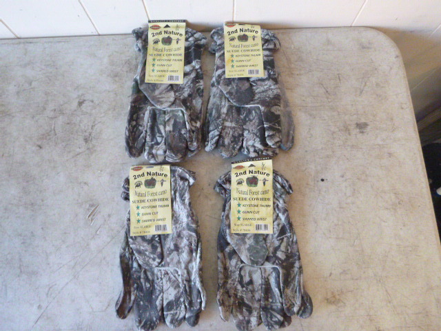 lot 124 image: 4 Pair of Cordova 2nd Nature Suede Cowhide Gloves