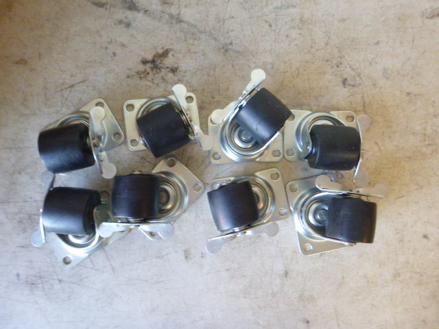 lot 137 image: 8 Swivel Casters