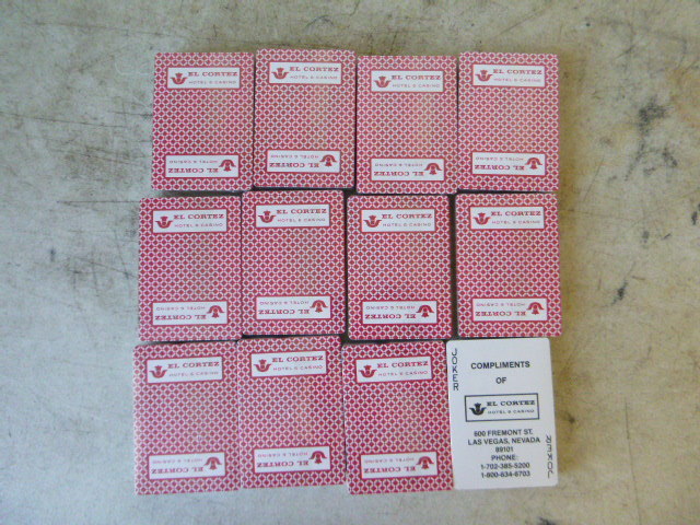 lot 146 image: 12 Decks of Playing Cards
