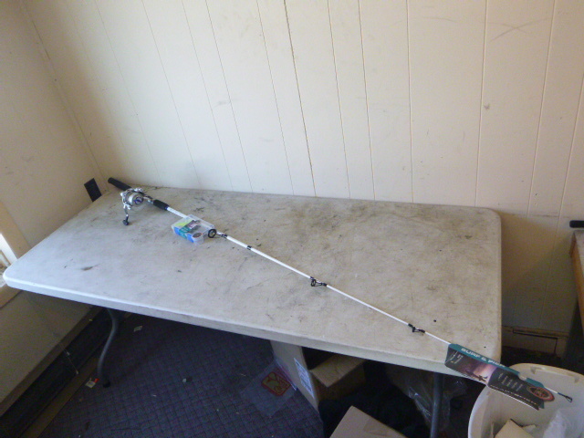 lot 167 image: South Bend R2F Rod and Reel
