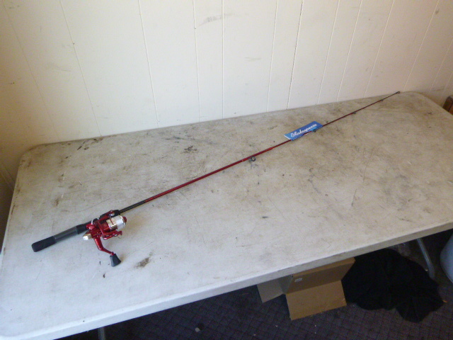 lot 171 image: Shakespeare Firebird Rod and Reel