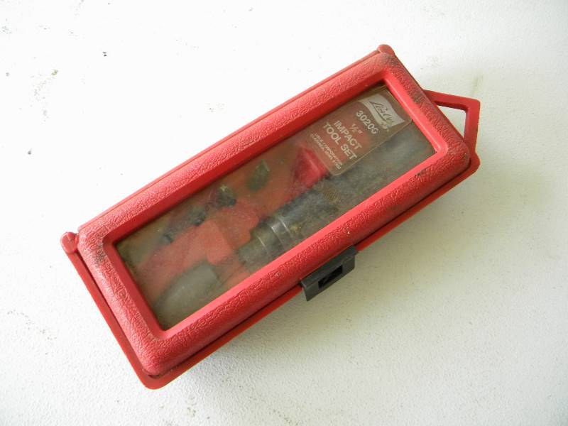 lot 69 image: Lisle 12 Impact Tool Set