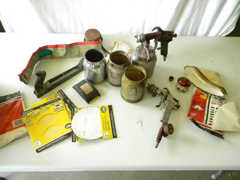 lot 77 image: Automotive Paint Guns Lot