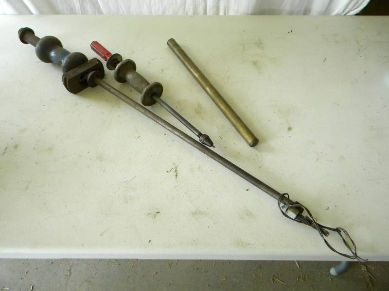 lot 85 image: Dent Pullers