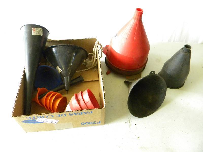 lot 117 image: Lot Of Assorted Funnels
