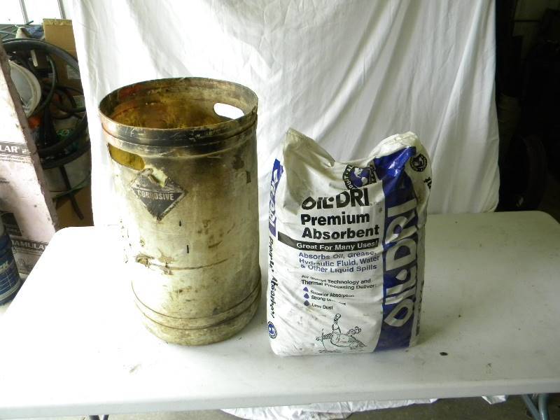 lot 120 image: Oil-Dry