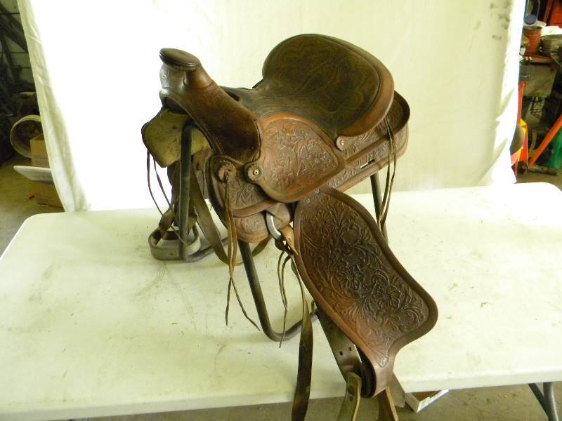 lot 129 image: Vintage Leather Saddle