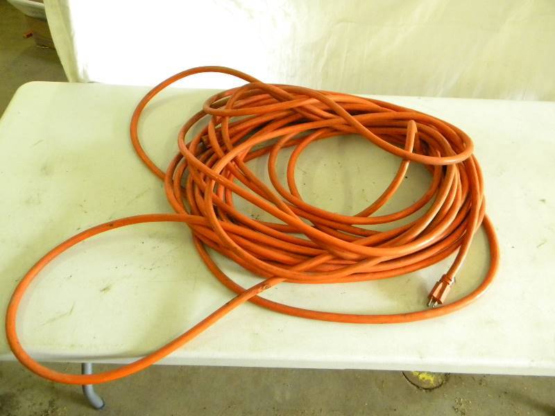 lot 135 image: Heavy Duty Extension Cord