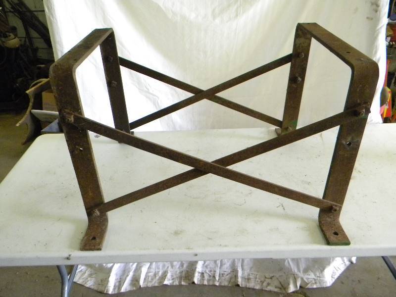 lot 150 image: Vintage Steel Table Base