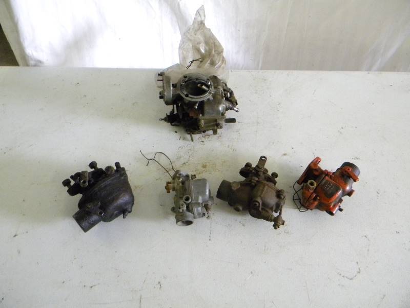 lot 157 image: Vintage Carburetor Lot