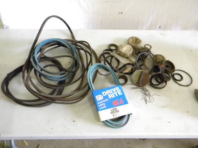 lot 160 image: Auto and Tractor Belts
