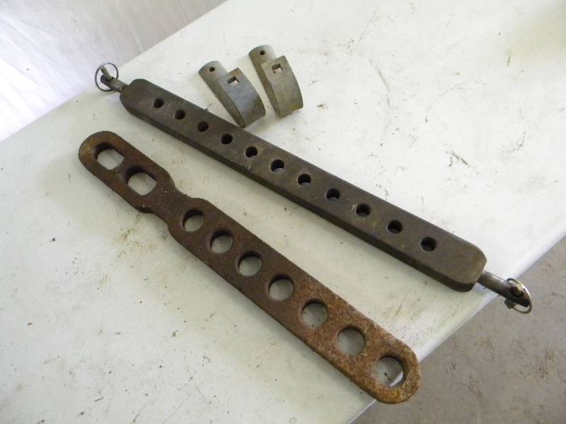 lot 173 image: Tractor Attachment Parts