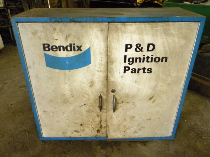 lot 178 image: Bendix Metal Parts Cabinet