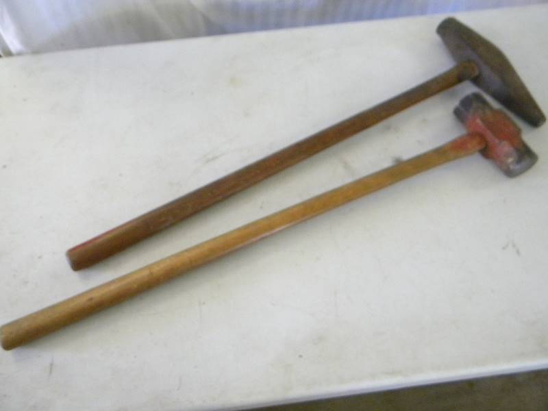 lot 310 image: Sledge Hammers