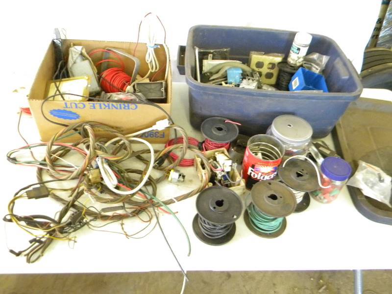 lot 331 image: Electrical Lot