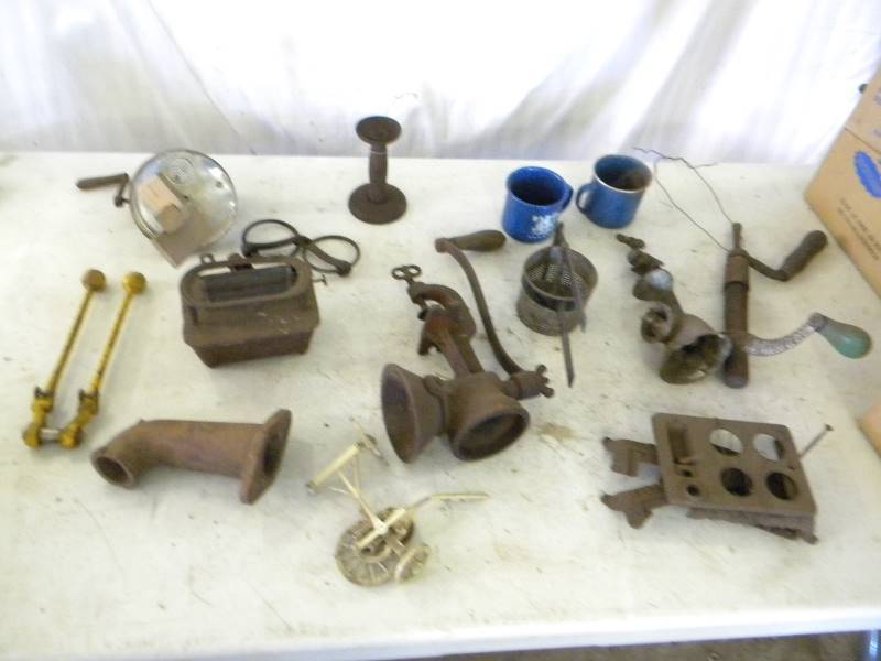 lot 350 image: Vintage Mixed Items Lot