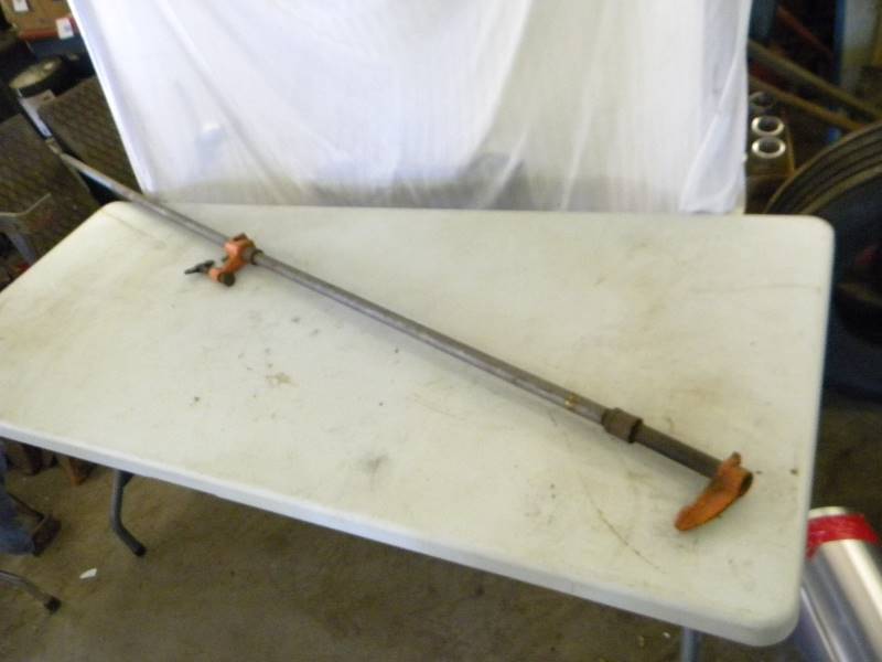 lot 360 image: Long Bar Clamp