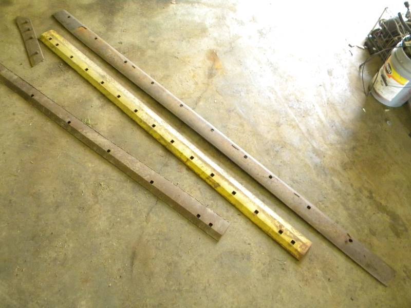 lot 237 image: Plow Attachment Blades