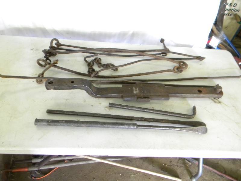 lot 236 image: Trailer Hitch and Tool Lot