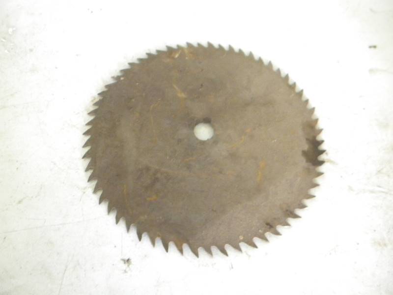 lot 234 image: 17 Saw Blade