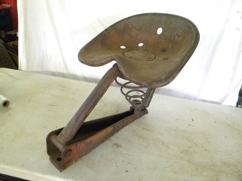 lot 230 image: Vintage Tractor Seat