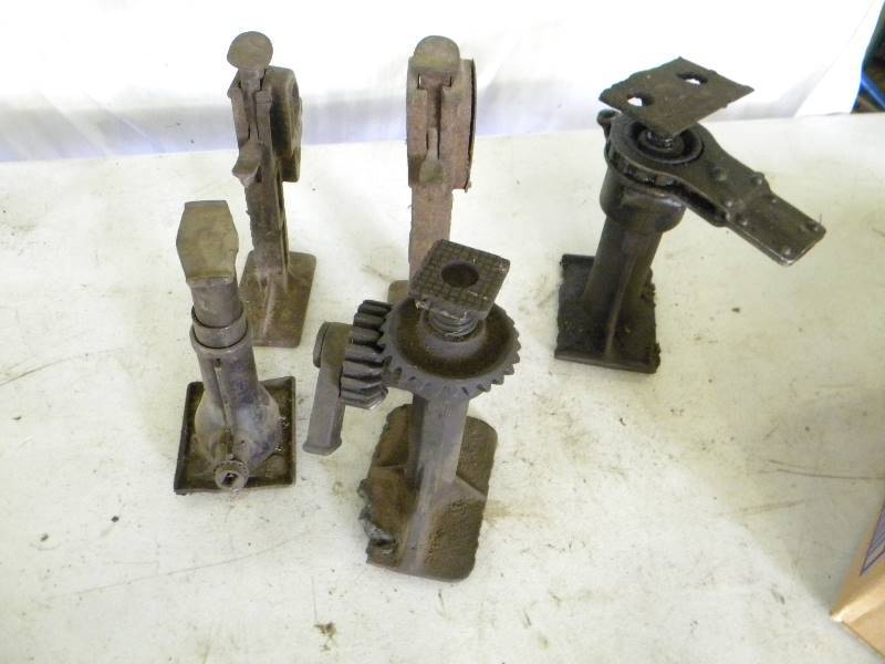 lot 218 image: Vintage Jack Lot