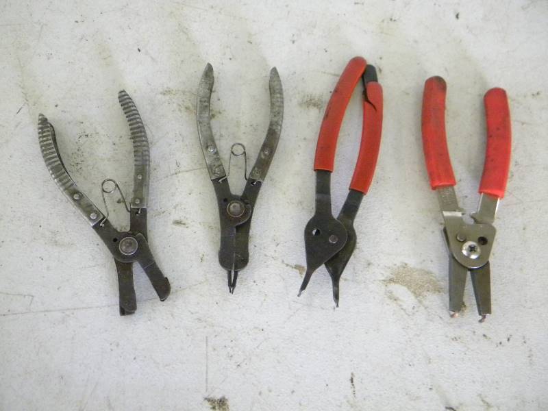 lot 200 image: C-Ring Pliers