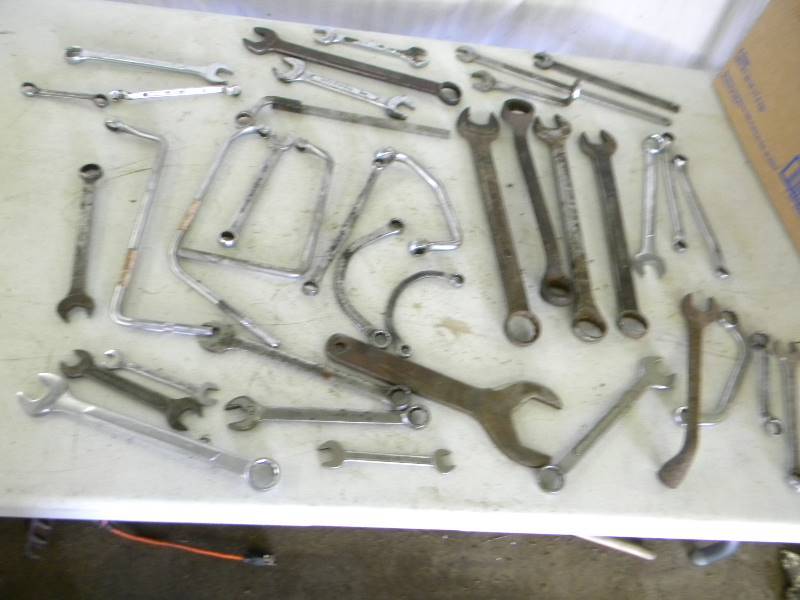 lot 192 image: Large Wrench Lot