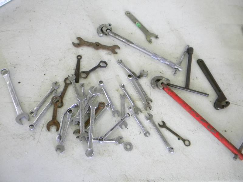 lot 186 image: Wrench Lot