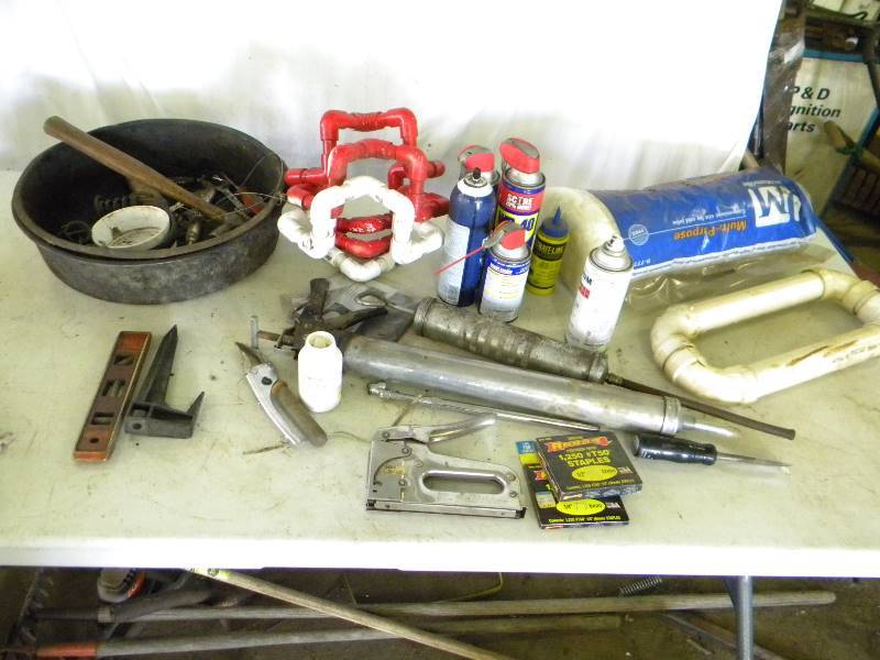 lot 378 image: Miscellaneous Lot of Goodness