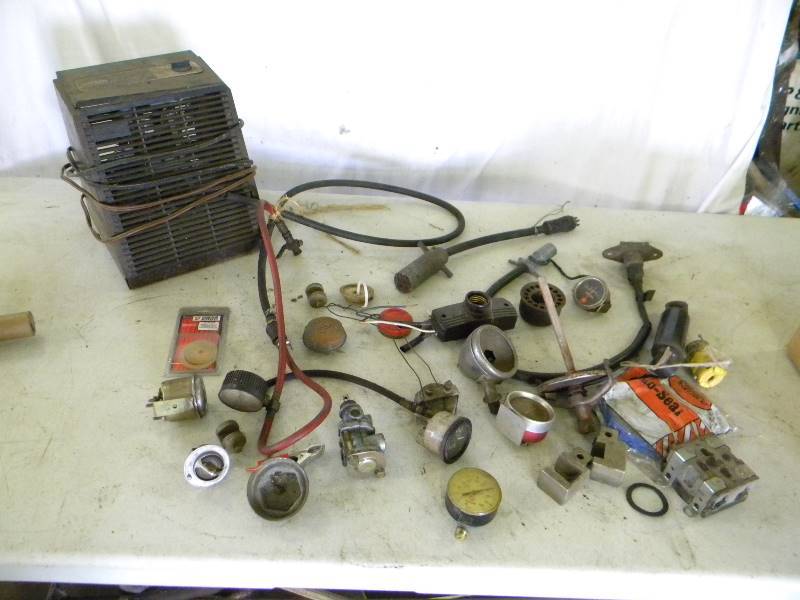lot 382 image: Car and Tractor Parts Lot