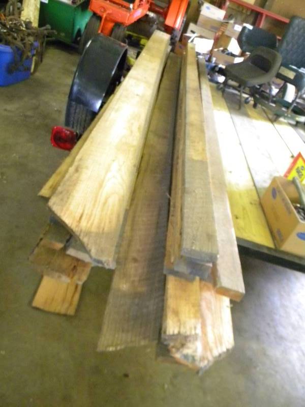 lot 400 image: Rough Cut Lumber Lot